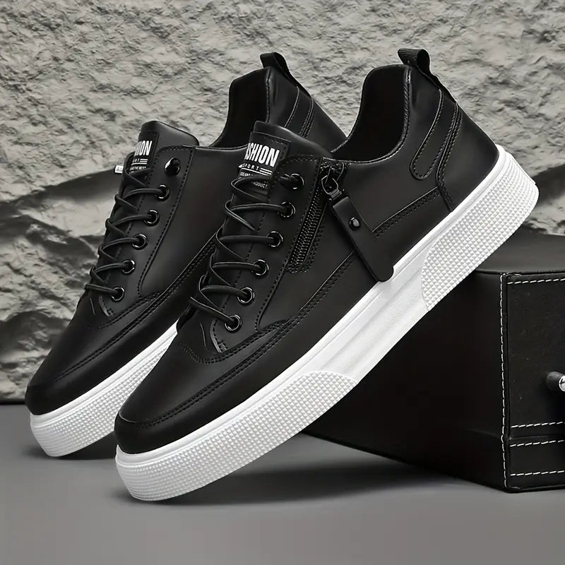 Basket basse homme à lacets et fermeture zippée latérale, semelle contrastée texturée