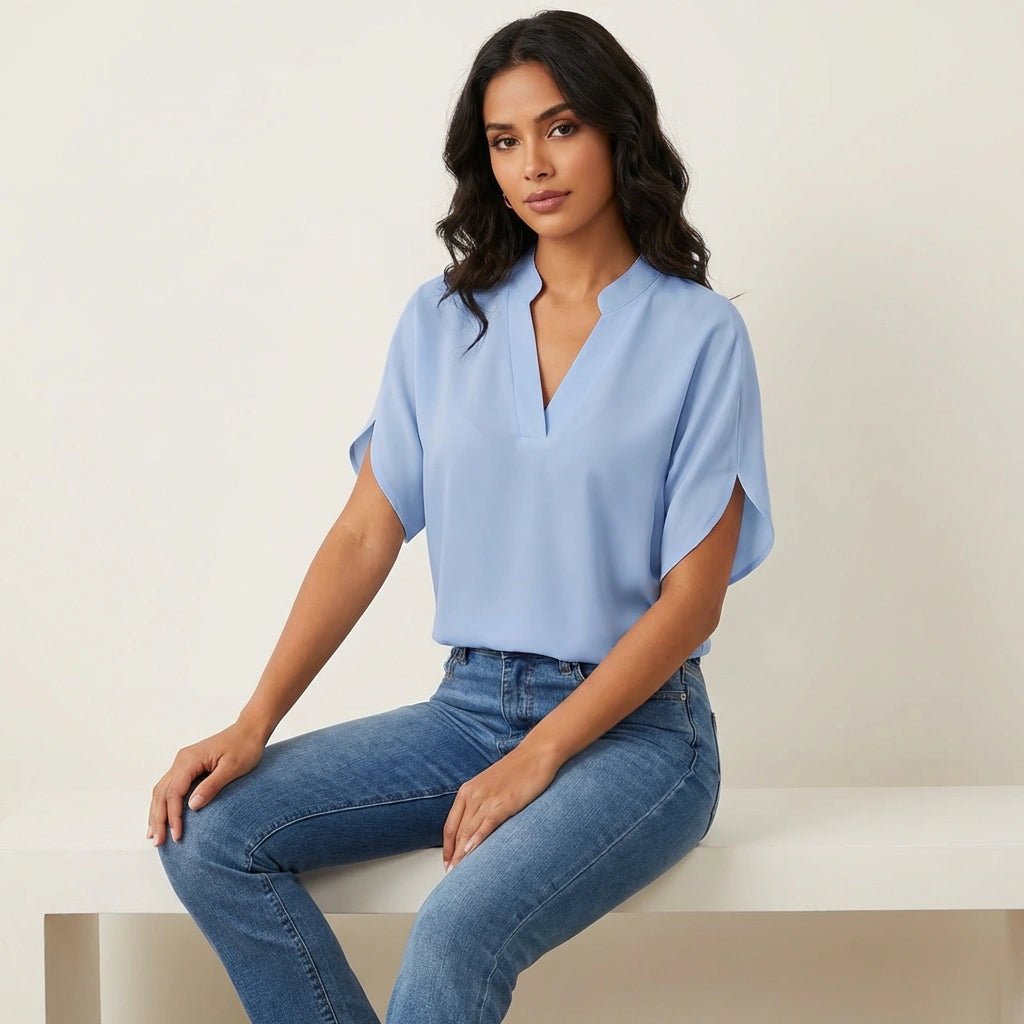 Blouse tissée à col en V, manches courtes, coupe ample et tombé fluide femme