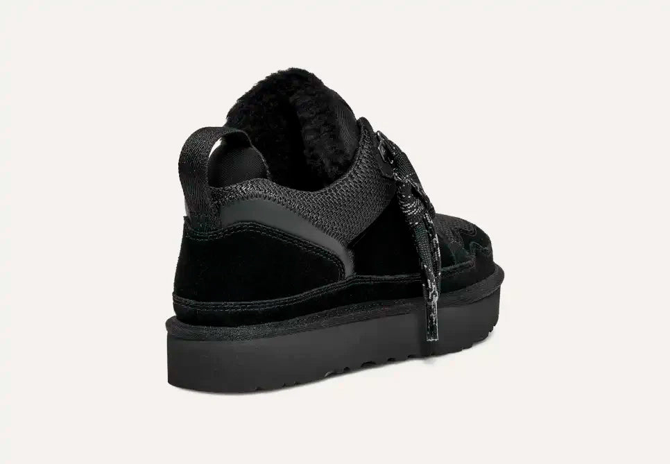 Basket basse à lacets, tige texturée, col doublé fausse fourrure, semelle plateforme, femme