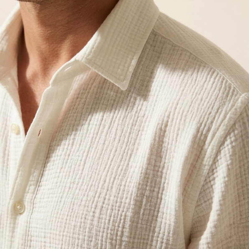 Chemise à texture structurée, col rabattu et poignets boutonnés pour homme