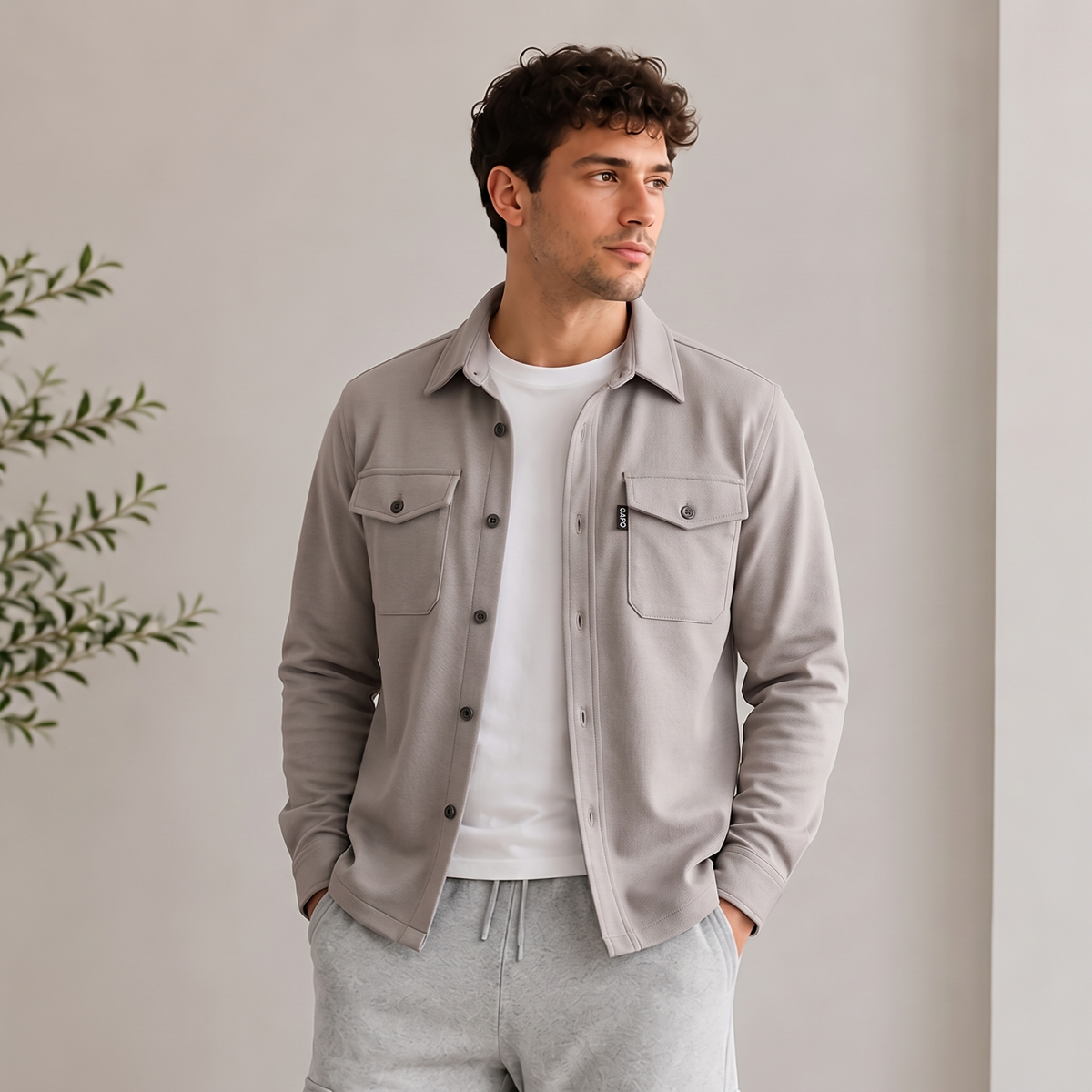 Men's overshirt with classic collar, button-front closure, and chest pockets — available in multiple sizes S to 3XL