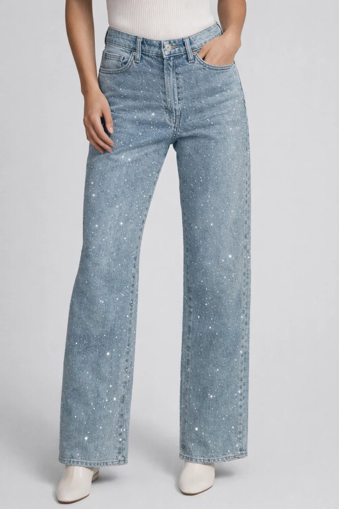 Jean évasé taille haute avec détails brillants