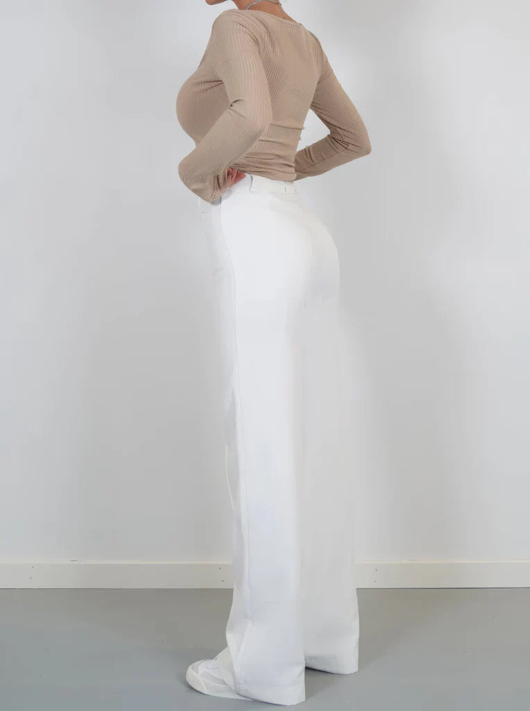 Pantalon large taille haute, tissu structuré, coutures avant visibles, femme