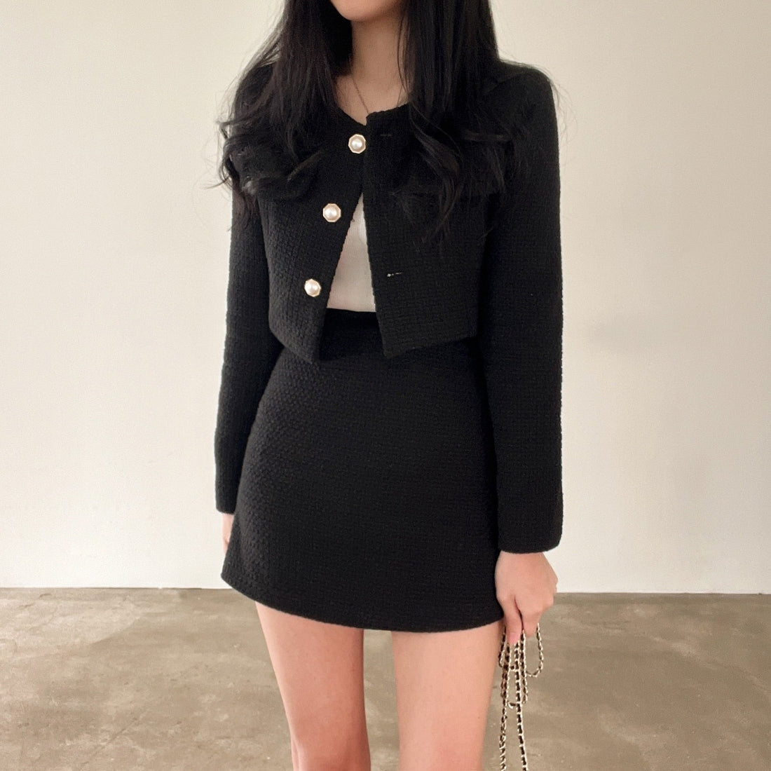 Ensemble coordonné avec texture et silhouette ajustée