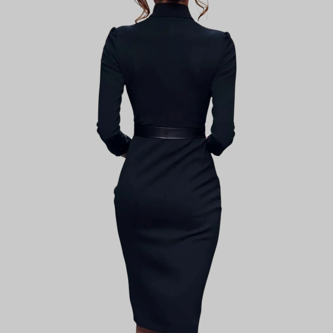 Robe midi avec taille ceinturée et coupe droite