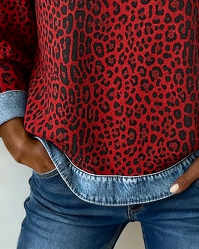 Sweat-shirt mixte denim et jersey imprimé animalier, silhouette décontractée pour femme