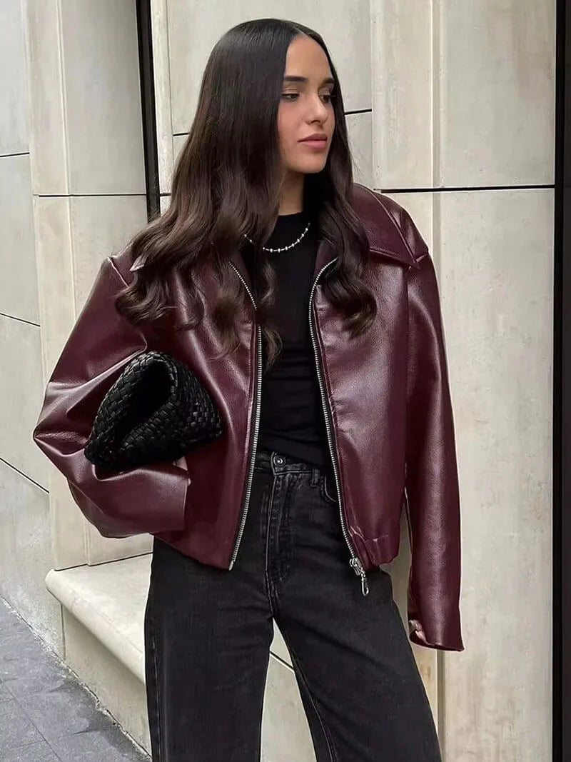 Veste courte en similicuir avec fermeture zippée