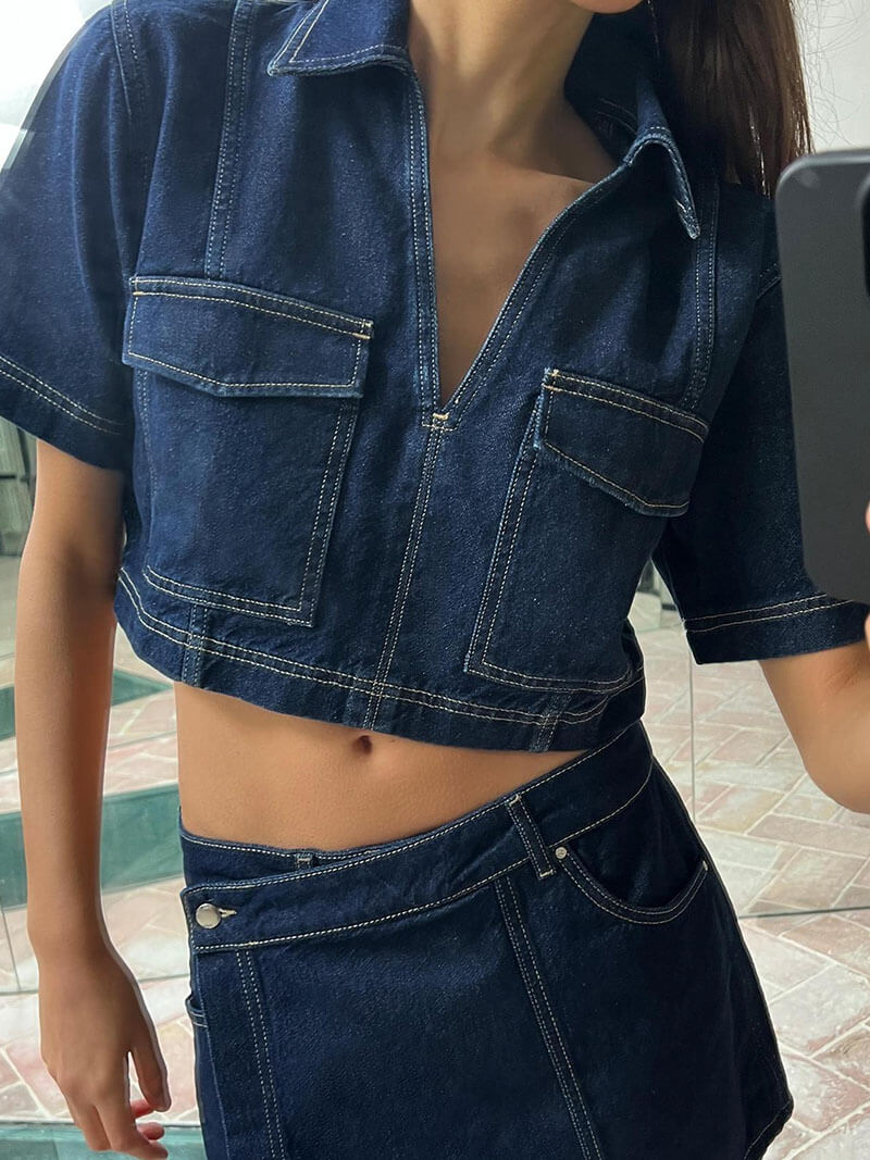 Tenue femme en jean avec jupe assortie