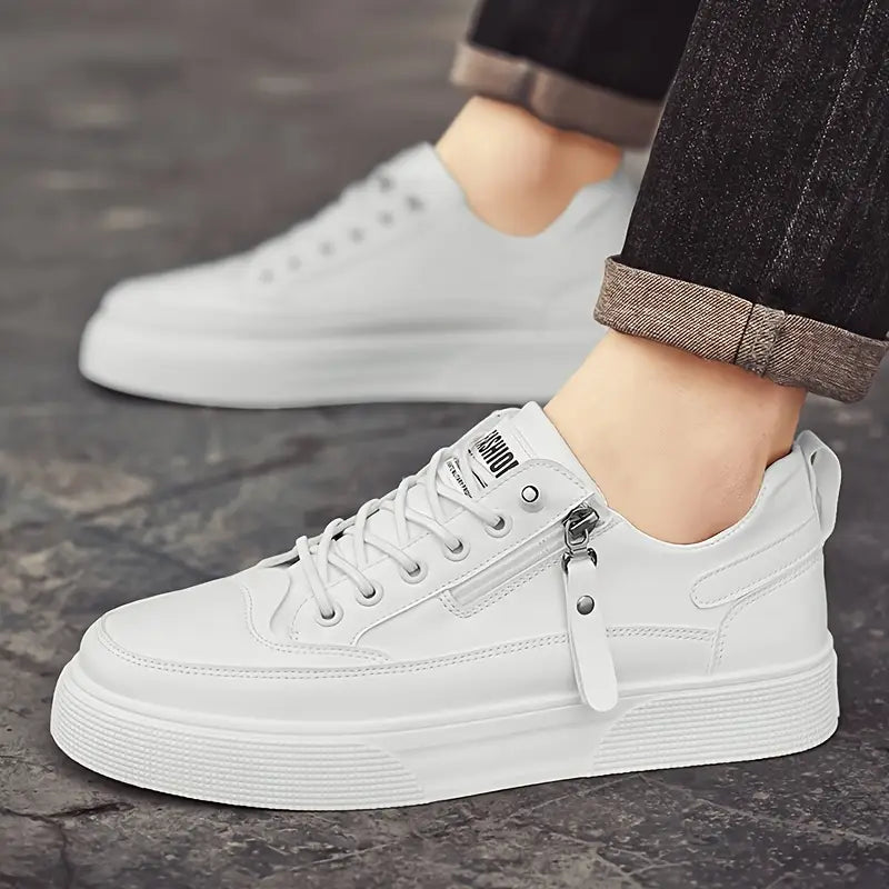 Chaussure basse homme légère, fermeture zippée latérale, col rembourré et semelle texturée