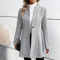 Manteau long en tissu texturé à boutonnage simple, coupe droite pour femme