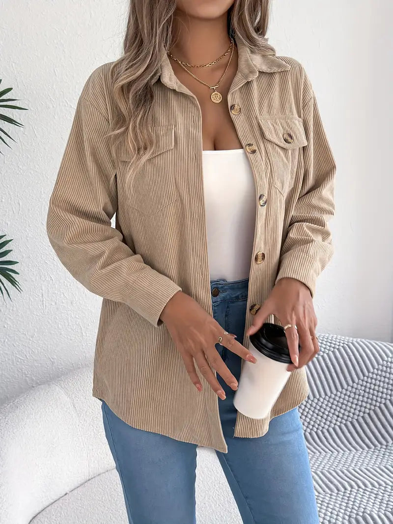 Surchemise en velours côtelé, vue de dos, coupe droite pour femme