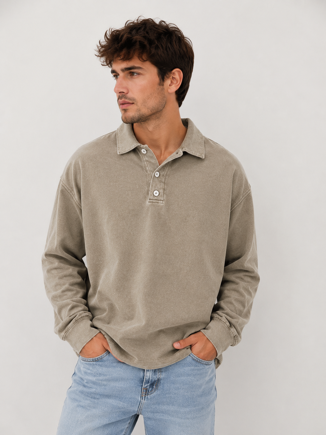 Men's relaxed polo sweatshirt with long sleeves and classic polo collar