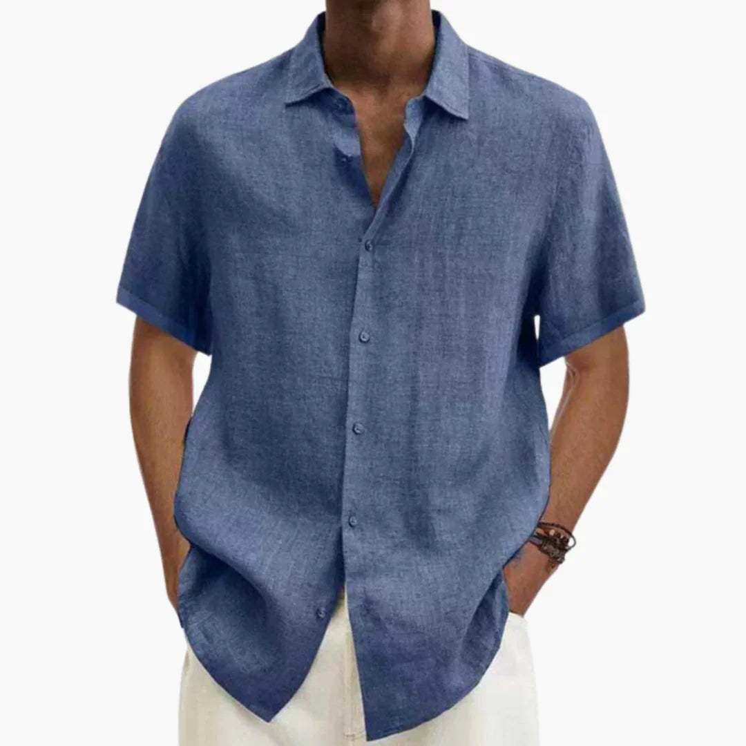 Chemise homme manches courtes en tissu tissé, col structuré, silhouette ample