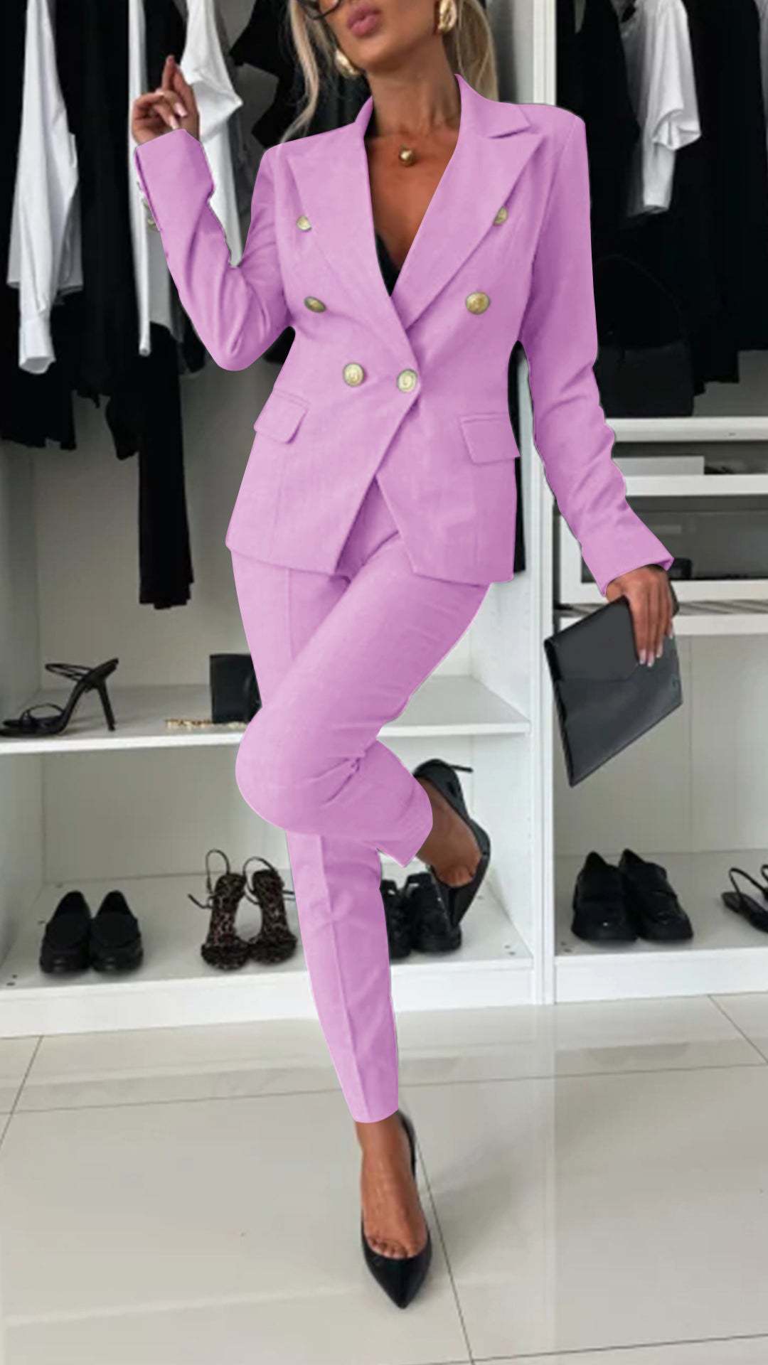 Blazer rouge ajusté avec pantalon slim assorti