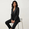 Ensemble tailleur trois pièces femme avec blazer, gilet et pantalon ajusté