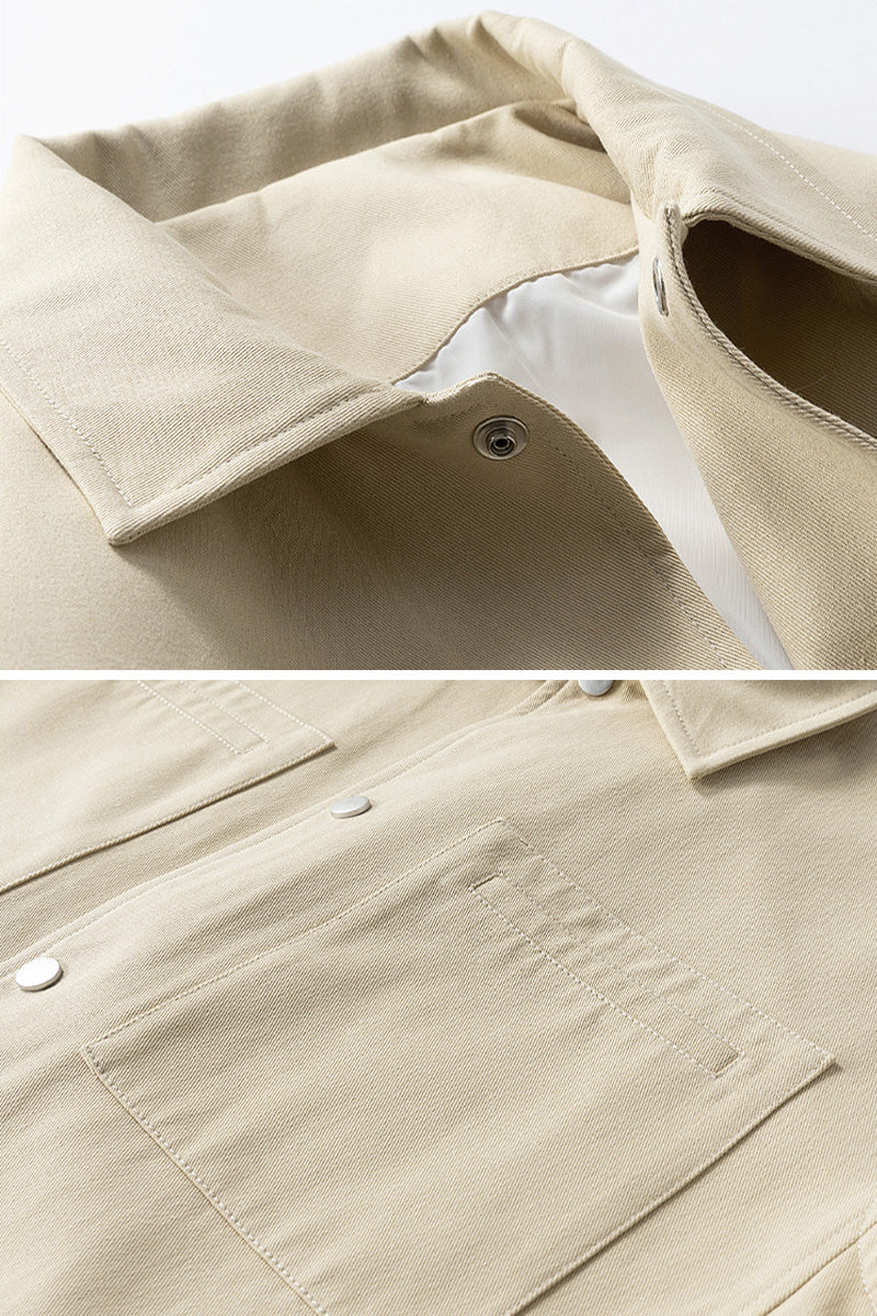 Men's regular fit utility jacket with snap buttons and standard cuffs