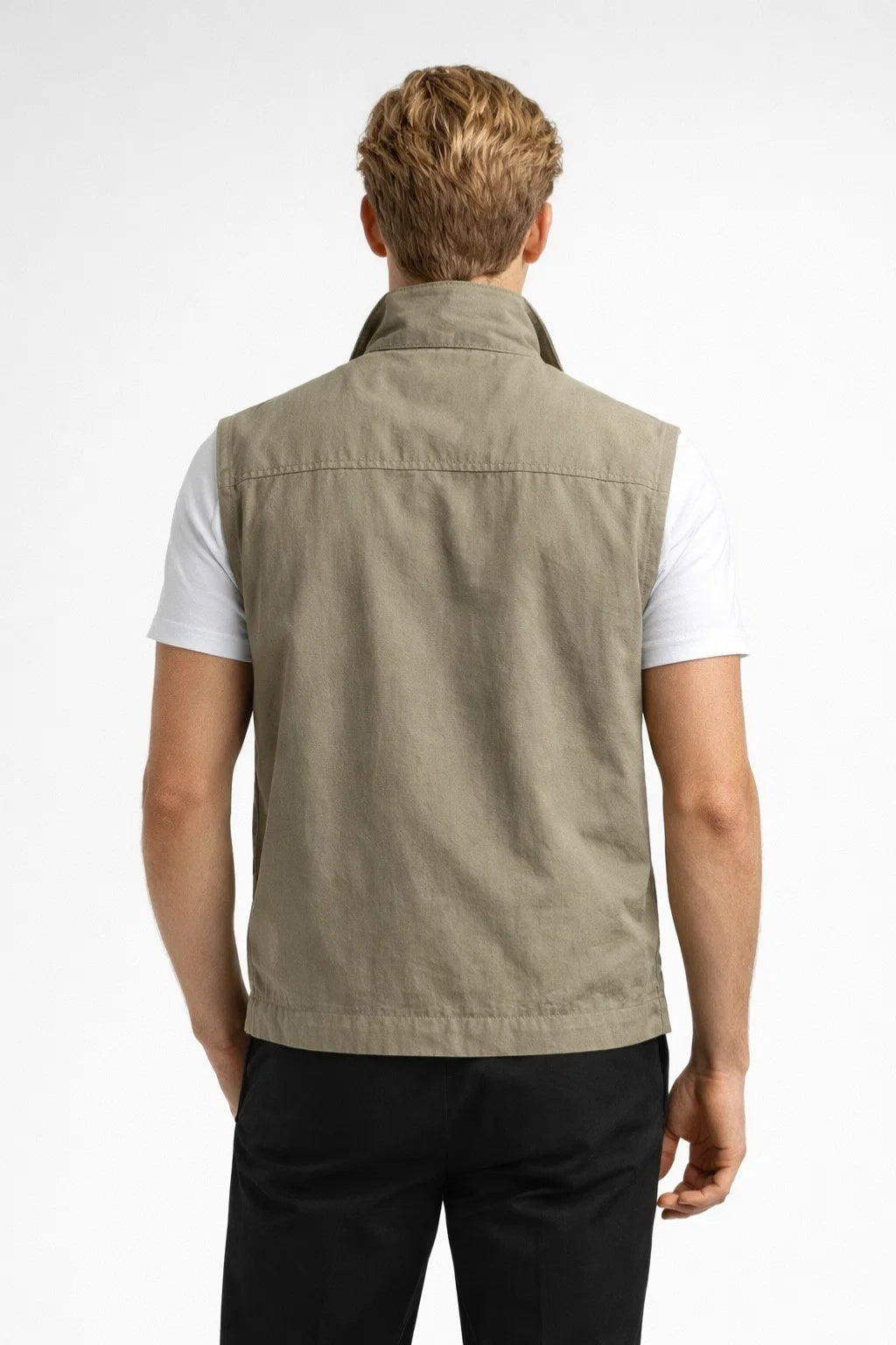 Gilet sans manches homme, col montant zippé et poches latérales fonctionnelles