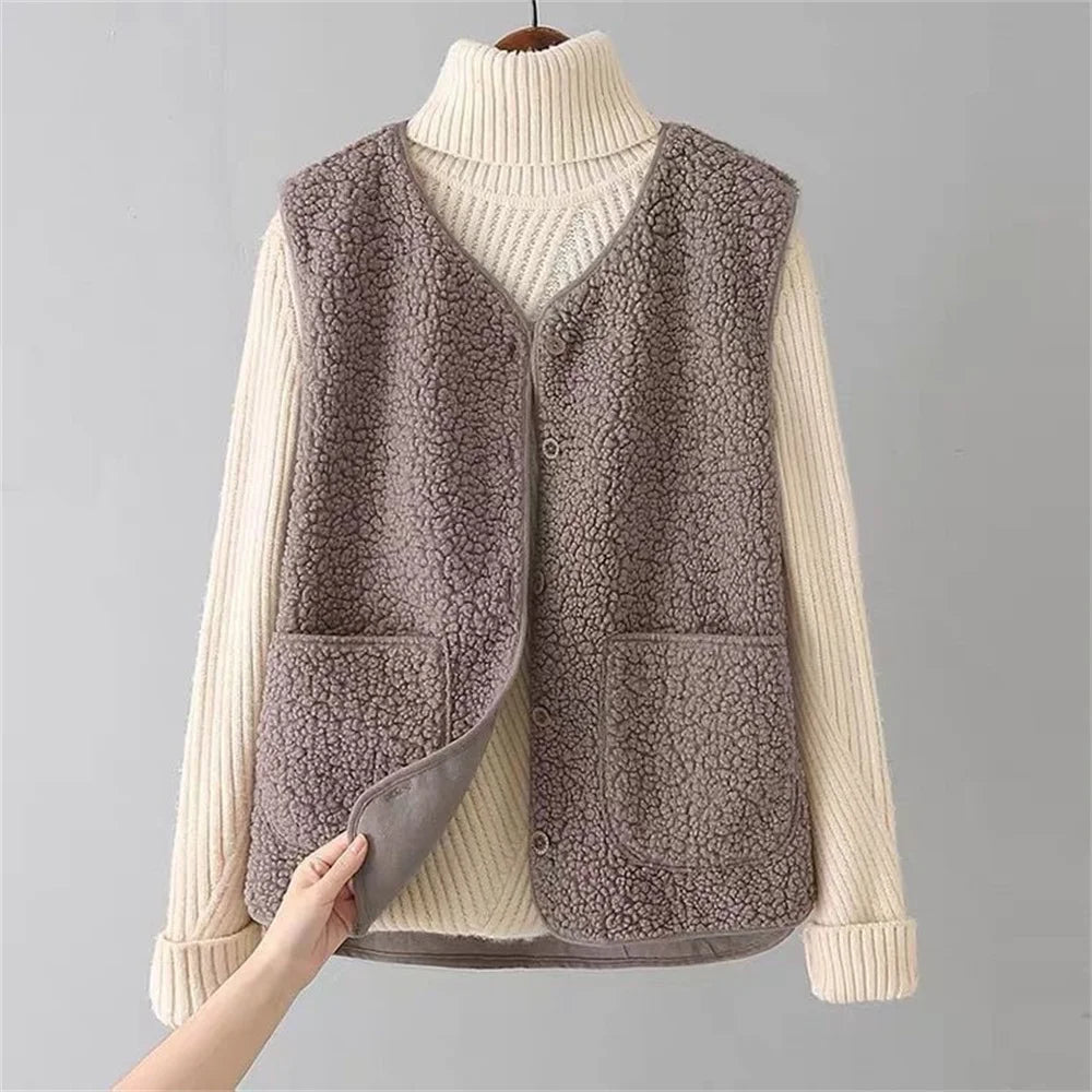 Style casual chic avec gilet sherpa beige femme