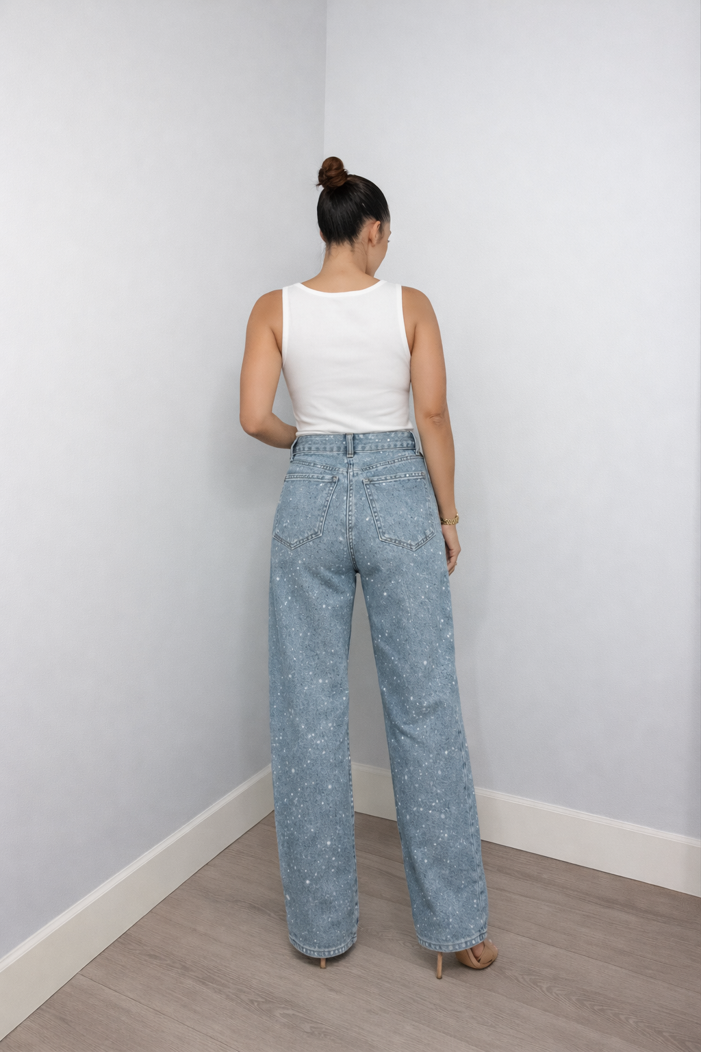 Jean long taille haute avec fermeture bouton et zip et effet pailleté