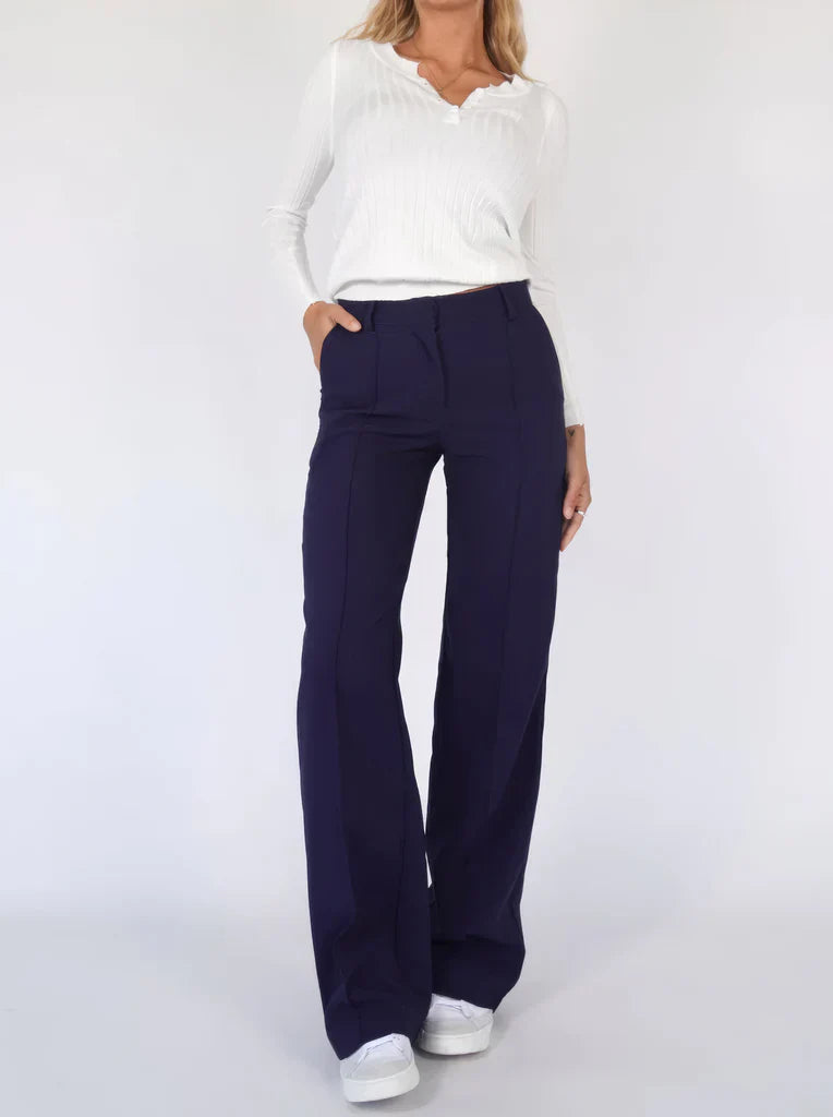 Pantalon taille haute à jambes larges avec coutures avant marquées, pour femme