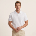 Polo en maille texturée à col classique, manches courtes, coupe régulière pour homme