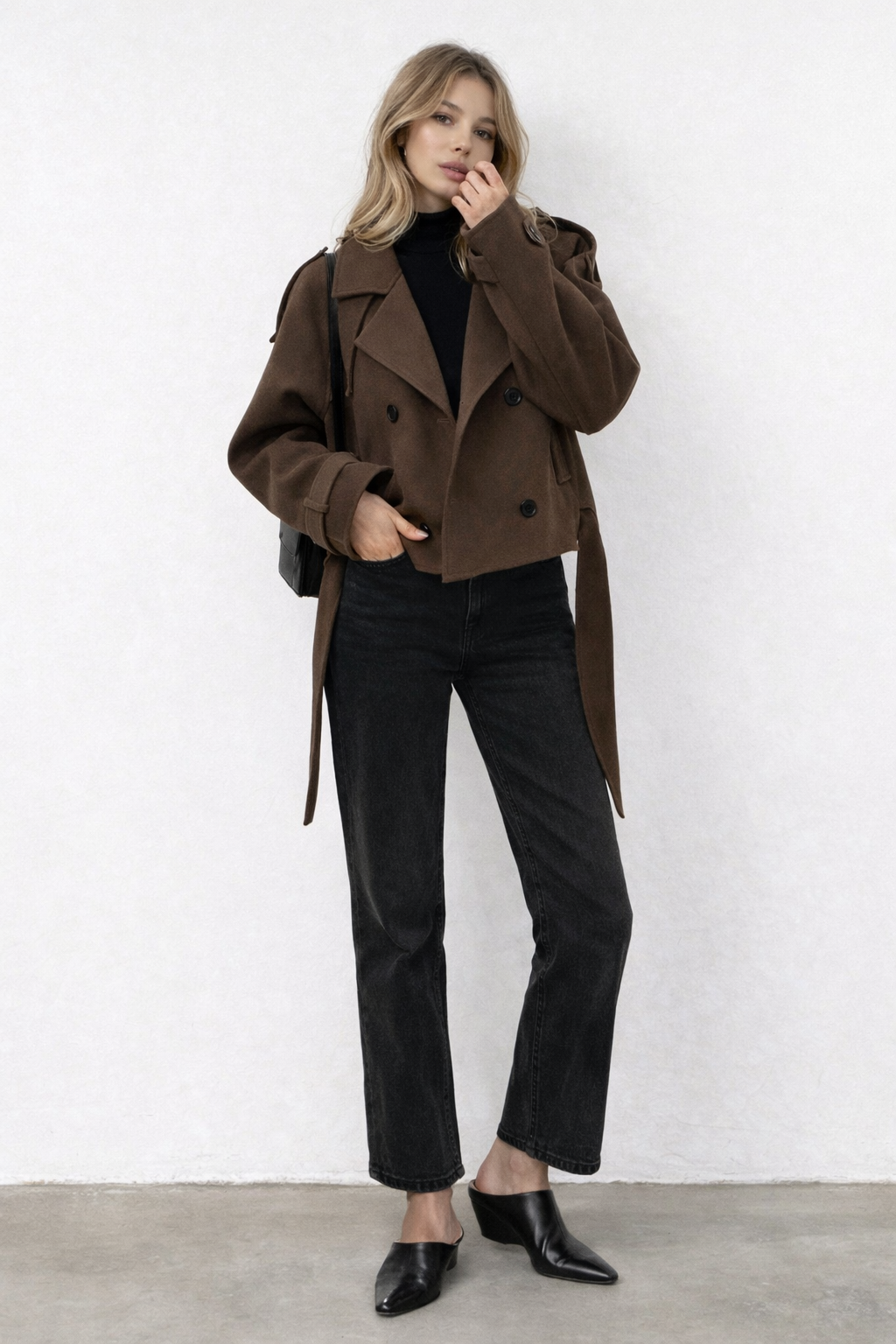 Manteau court effet daim, fermeture croisée et ceinture ajustable à la taille, femme