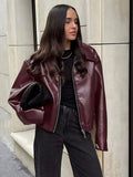 Veste courte en similicuir avec fermeture zippée
